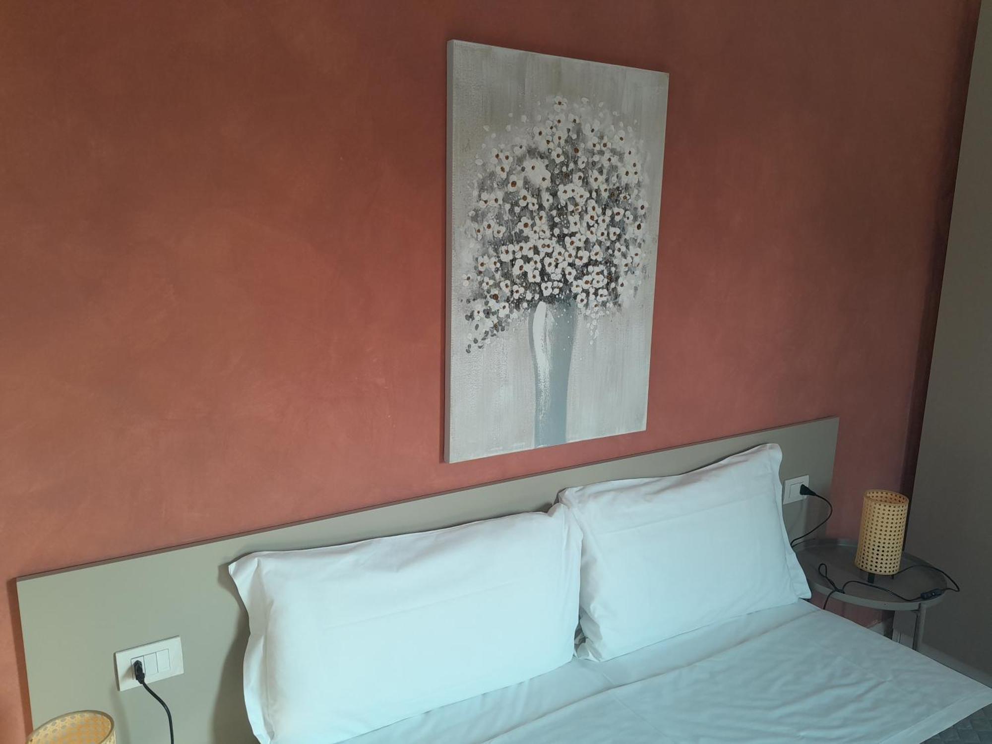Gerenzano Apartments ภายนอก รูปภาพ